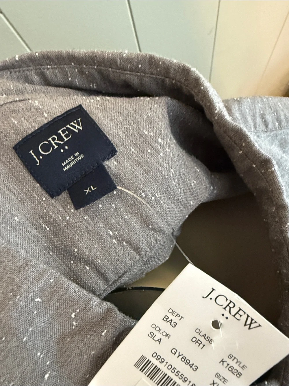 J. Crew Men's XL Heathered Gray Button-Down Shirt